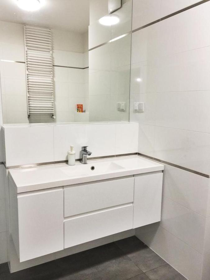 Apartamenty Zajezdnia Mtp Poznan Exterior photo